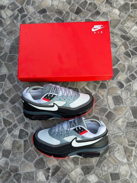 Baskets Nike Air Max Noir Gris