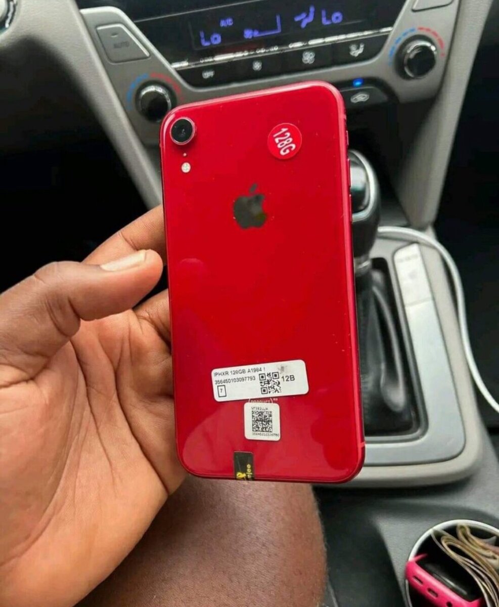 iPhone XR
