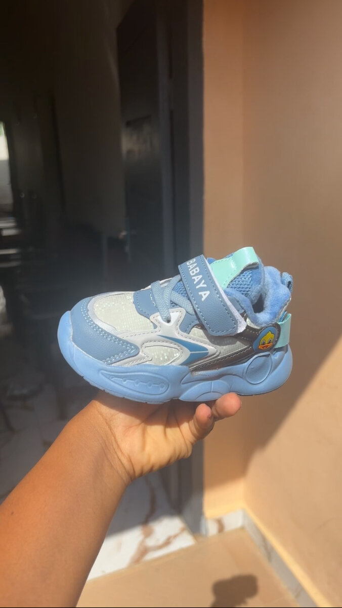Chaussures enfant bleues