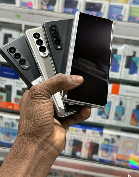 Samsung Galaxy Z Fold3