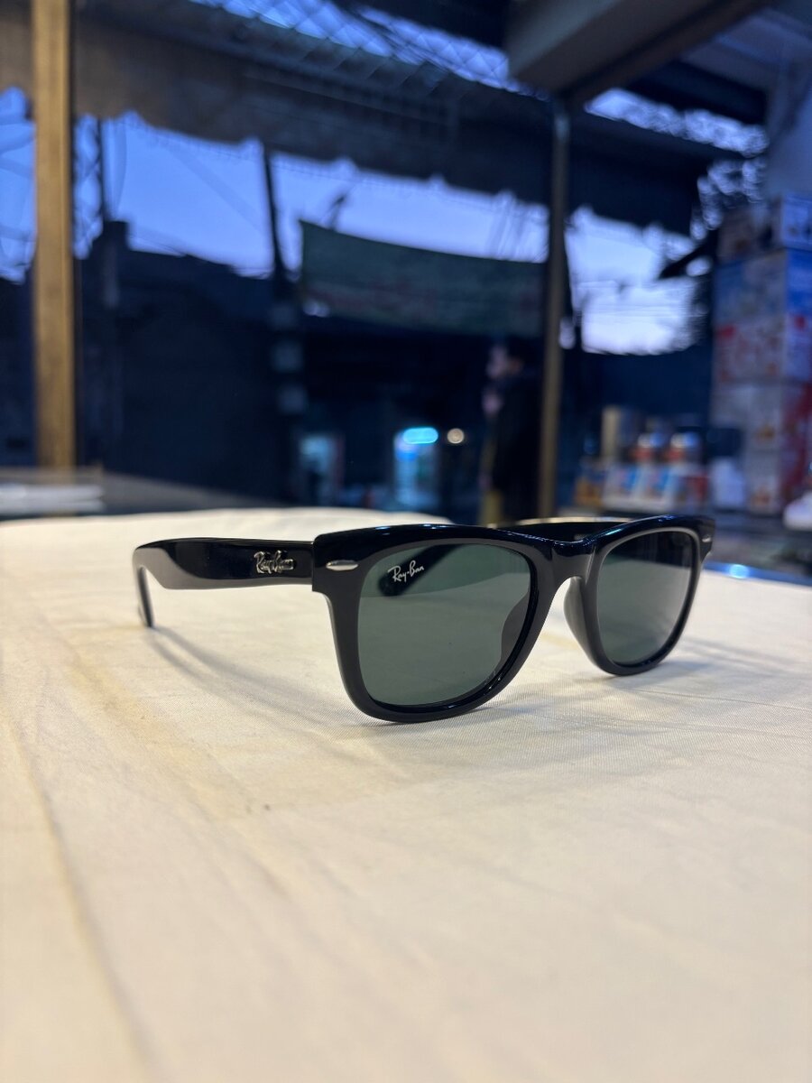 Ray Ban wafers
