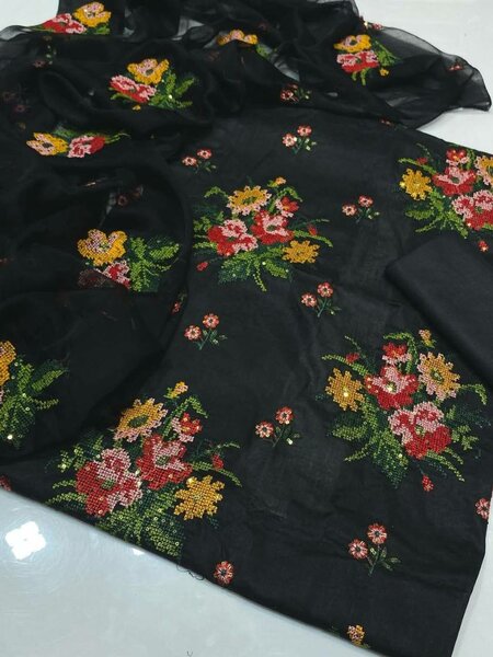 Ladies suit