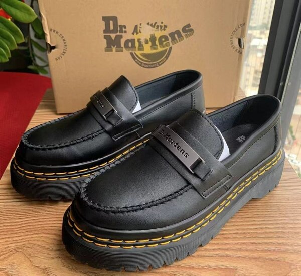 Loafers Dr. Martens en cuir