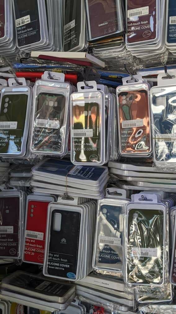 All Samsung silicone phone pouches