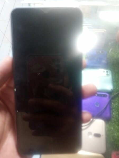 Vivo Y 21