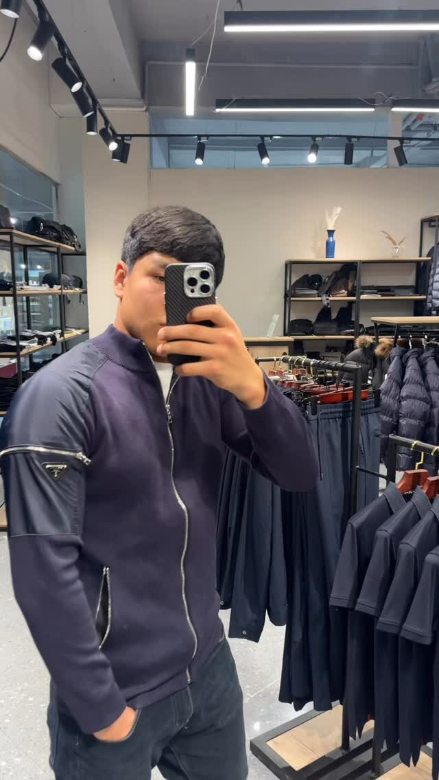 🔹Prada кардиган