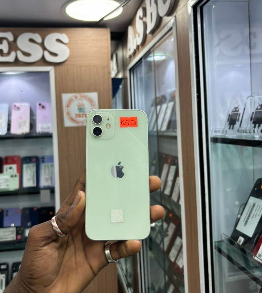 12 simple 64gb tout passe