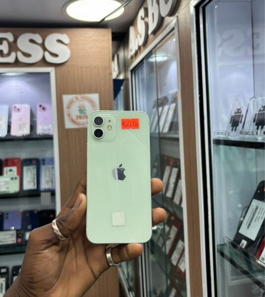 12 simple 64gb tout passe