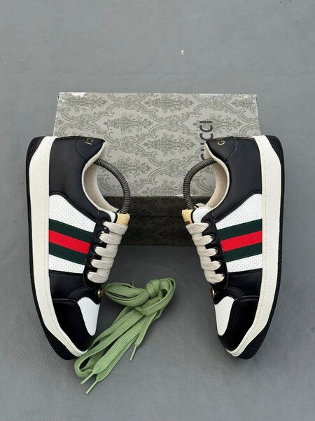 Baskets homme élégantes