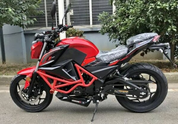 Moto sportive élégante