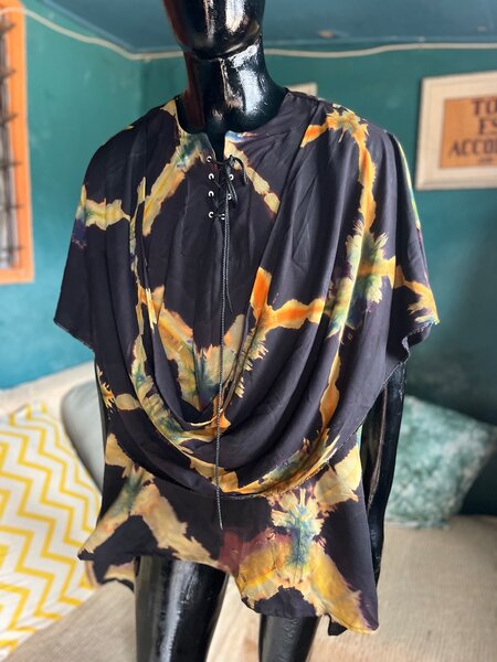 Poncho bohème tie-dye coloré