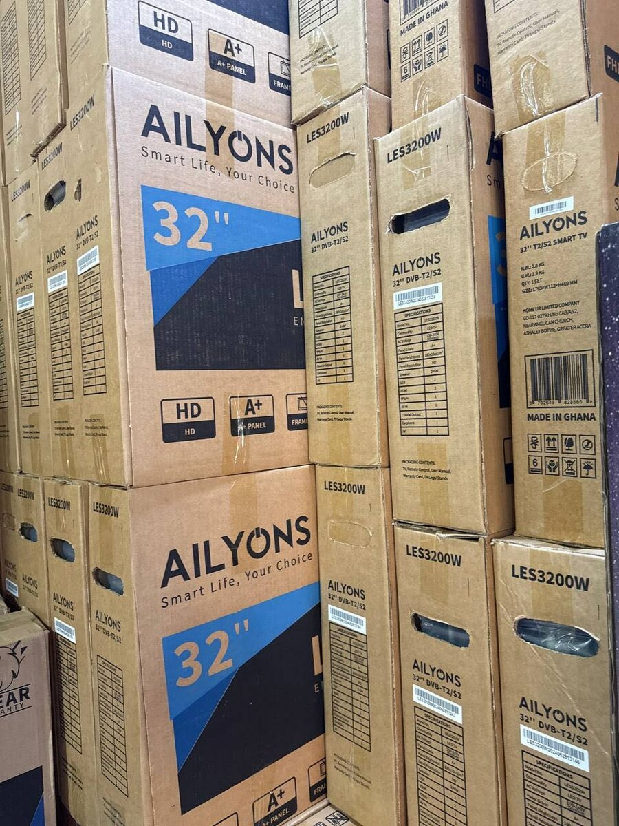 AILYONS 32 inches HD Digital Satellite LED Tv