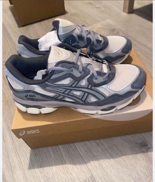ASICS