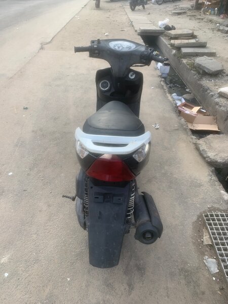 Scooter Yamaha élégant