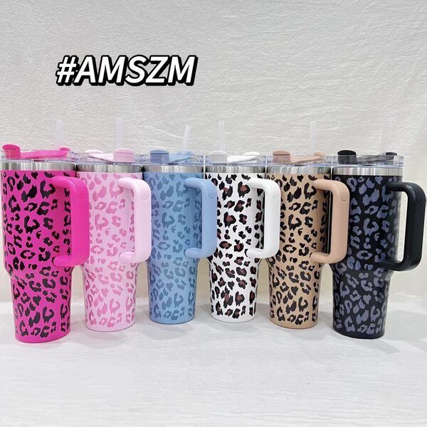 Tasses à motif animal