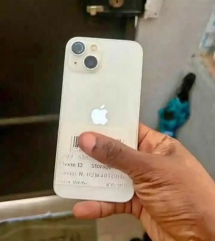 iPhone 13 Blanc 128 Go