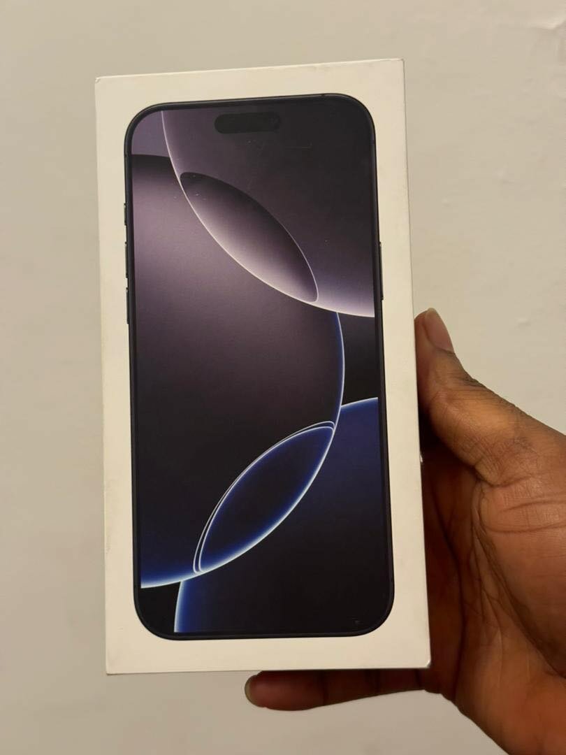 Apple iPhone 16pro max physical sim unlocked 256g