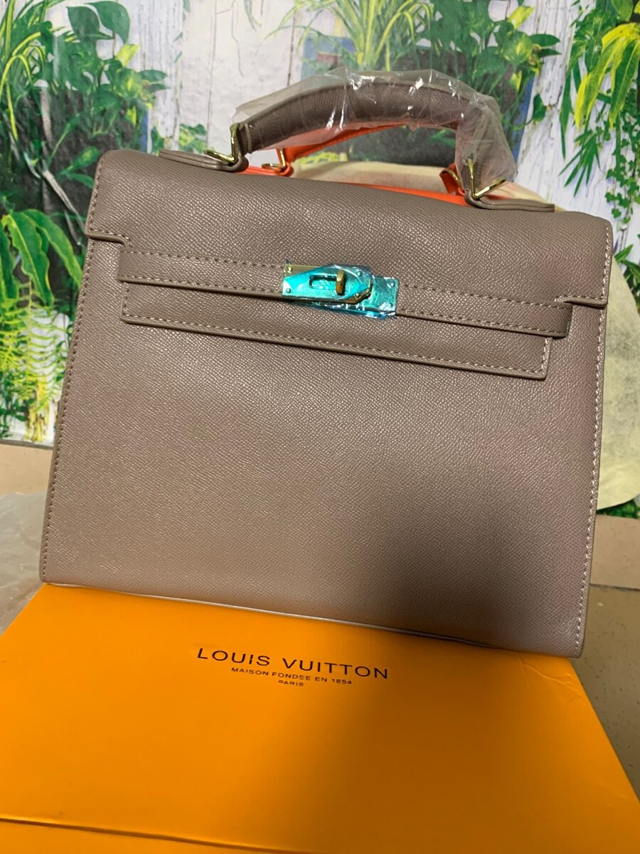 Sac à main élégant en cuir