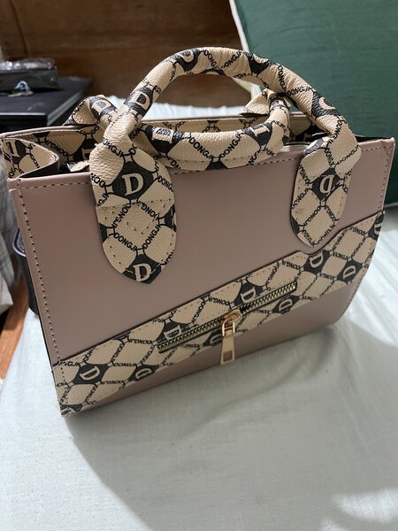 Sac à main élégant en cuir