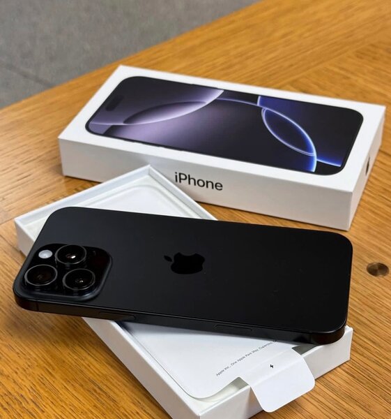 iPhone 16 pro max 256gig