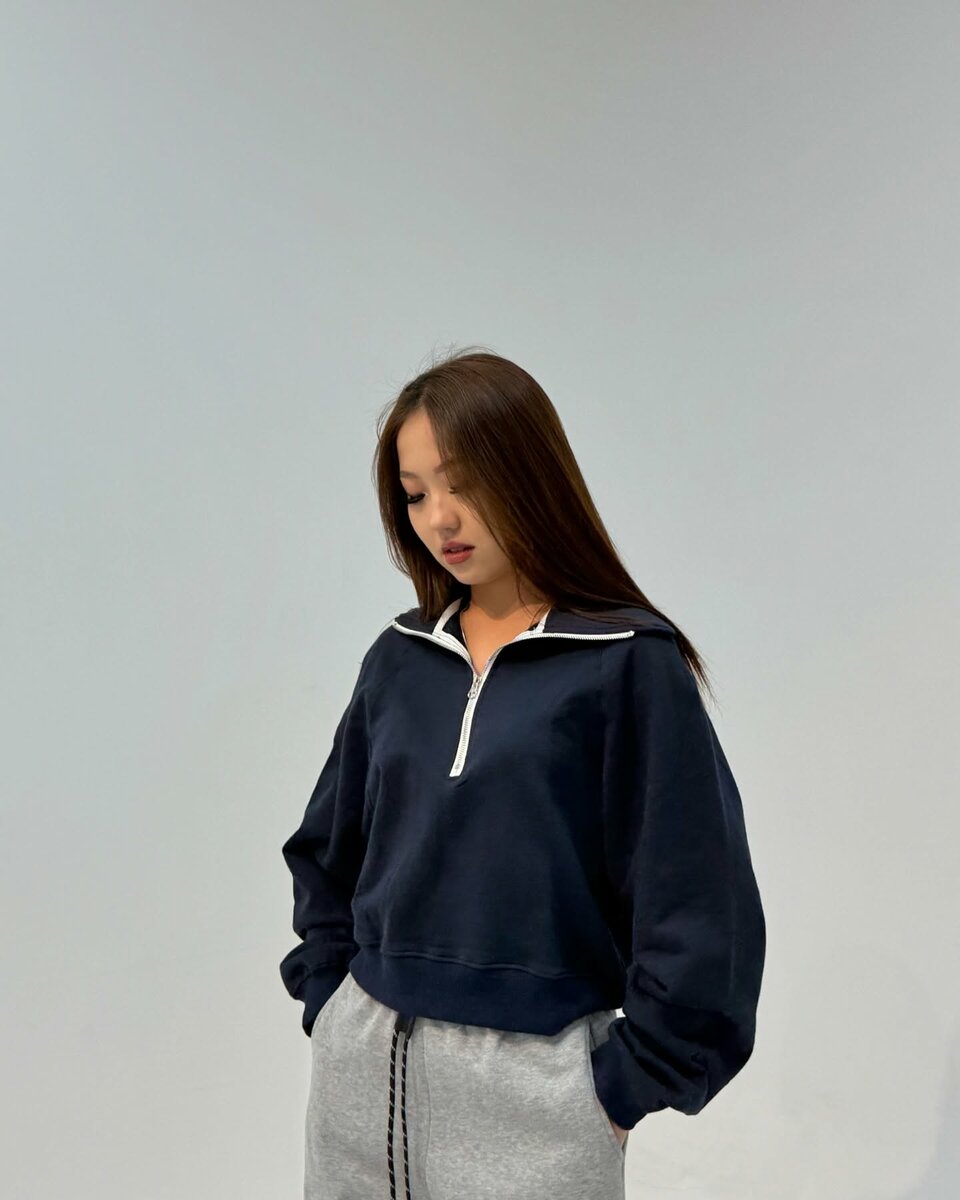 Женский свитшот