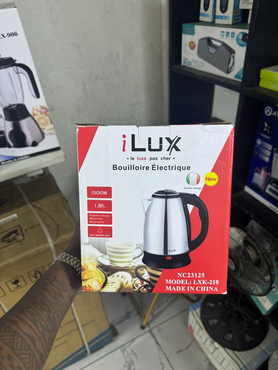 Ilux Bouilloire Électrique