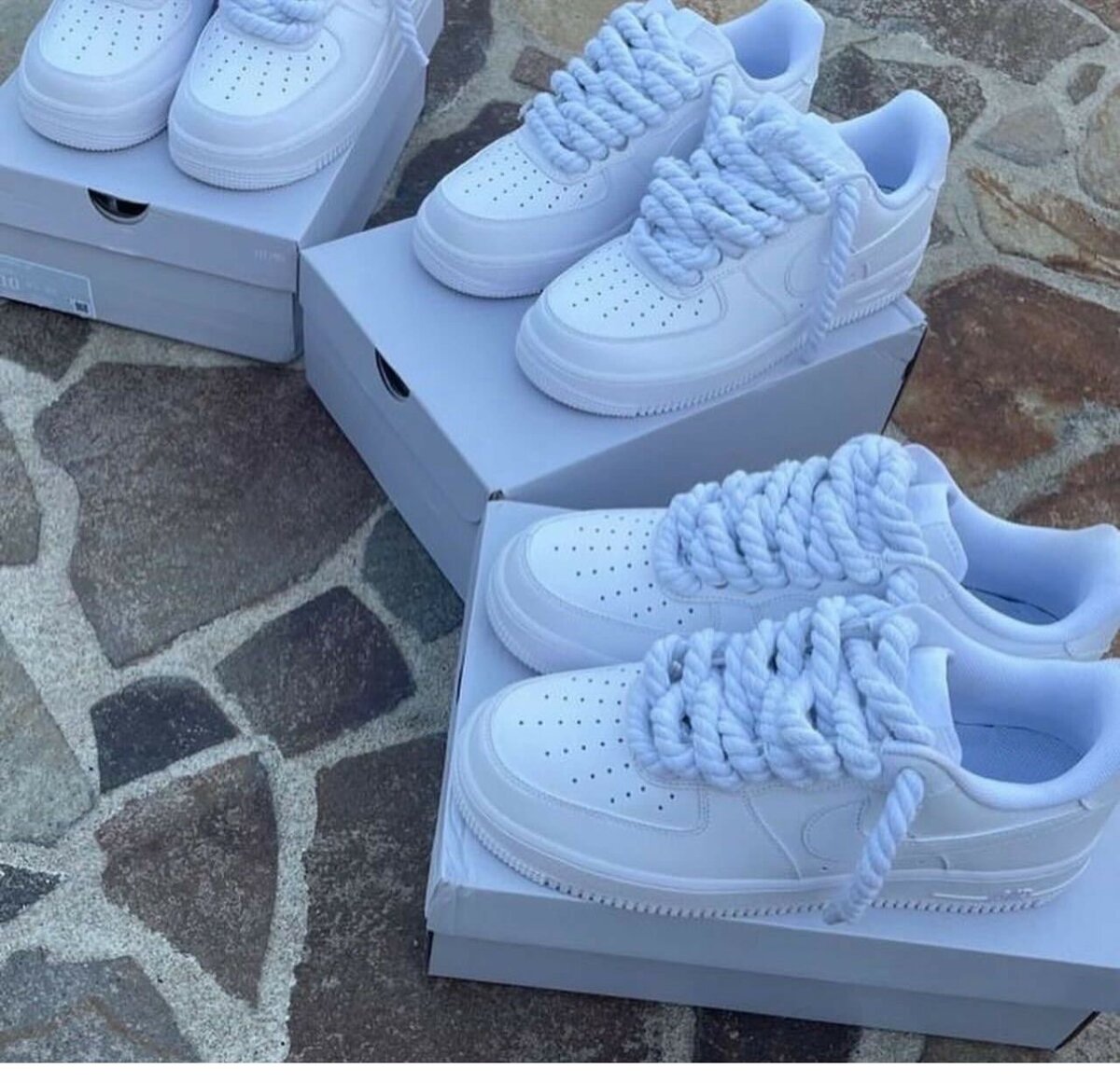 NIKE AIRFORCE BIG LACE