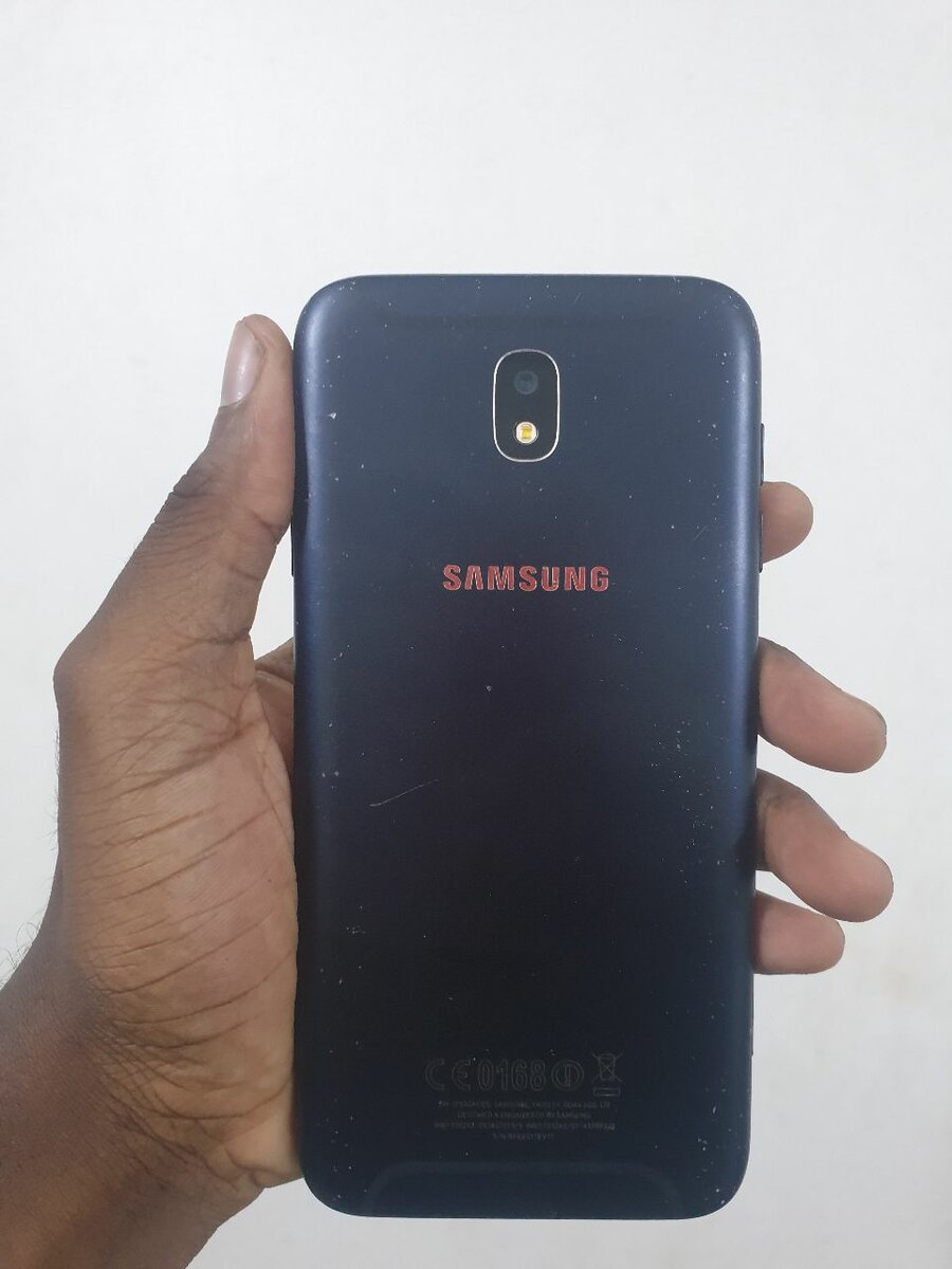Samsung Galaxy J7 Pro