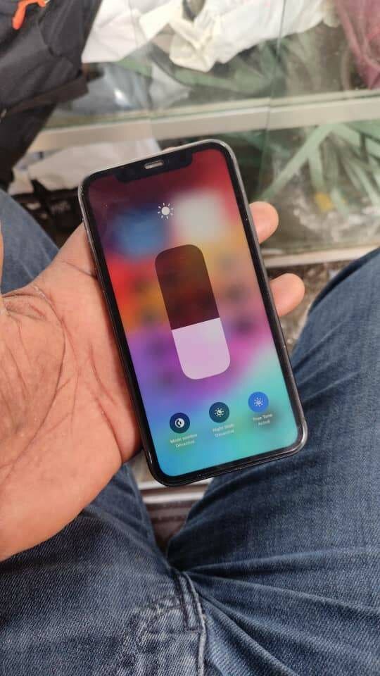 Iphone 11 pro max 256G ID ok