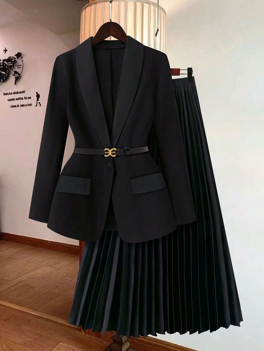 Ensemble tailleur jupe élégant