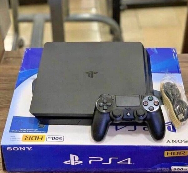 PS4