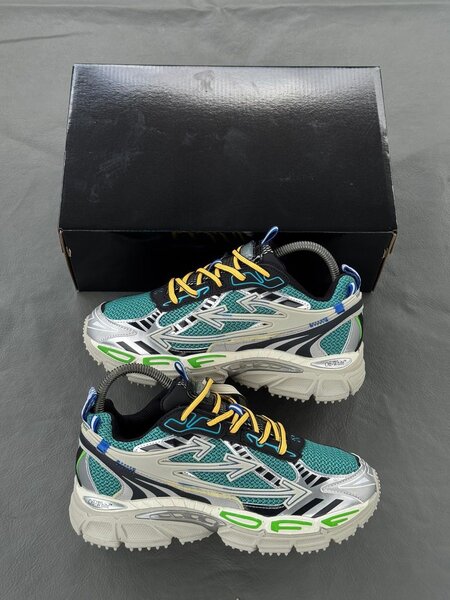 Sneakers de course modernes