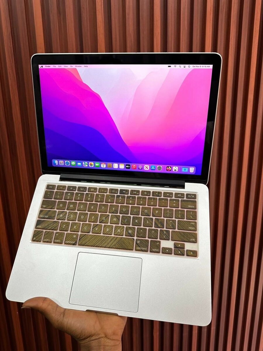*MACBOOK PRO 2015*