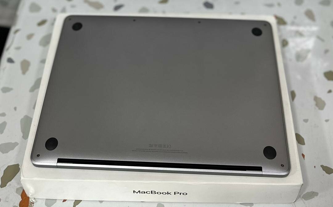 MACBOOK PRO RETINA CORE I5 2017 NEUF