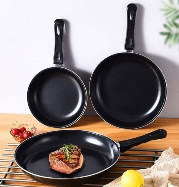 Lot de poêles antiadhésives