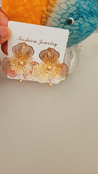 Boucles d'Oreilles Fleuries Élégantes