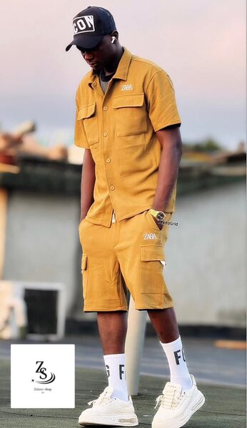 Tenue de survêtement beige