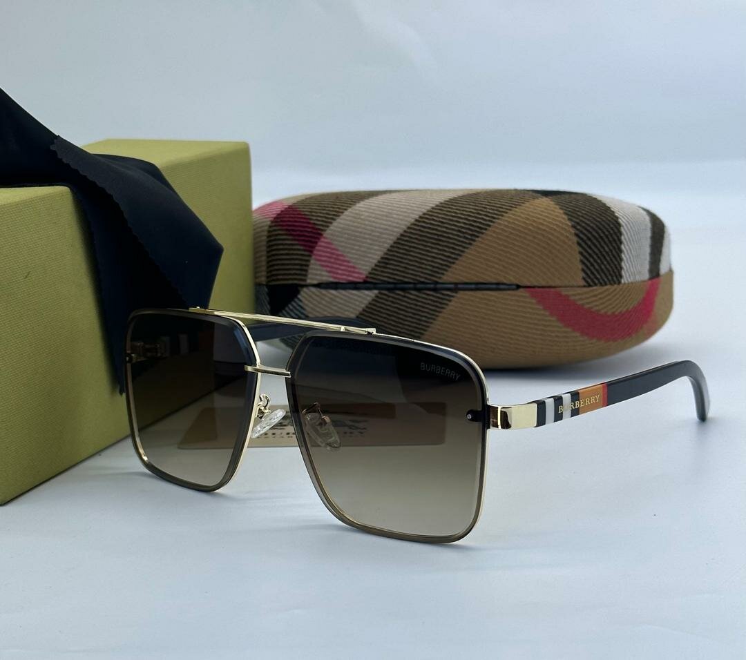 Sunglasses- Gucci