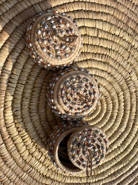 Boîtes en osier décoratives