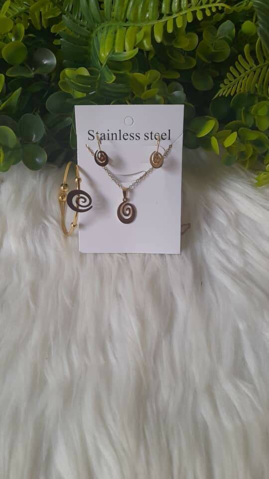 Bijoux en acier inoxydable