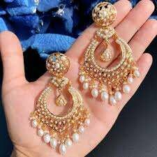 Artificial earring