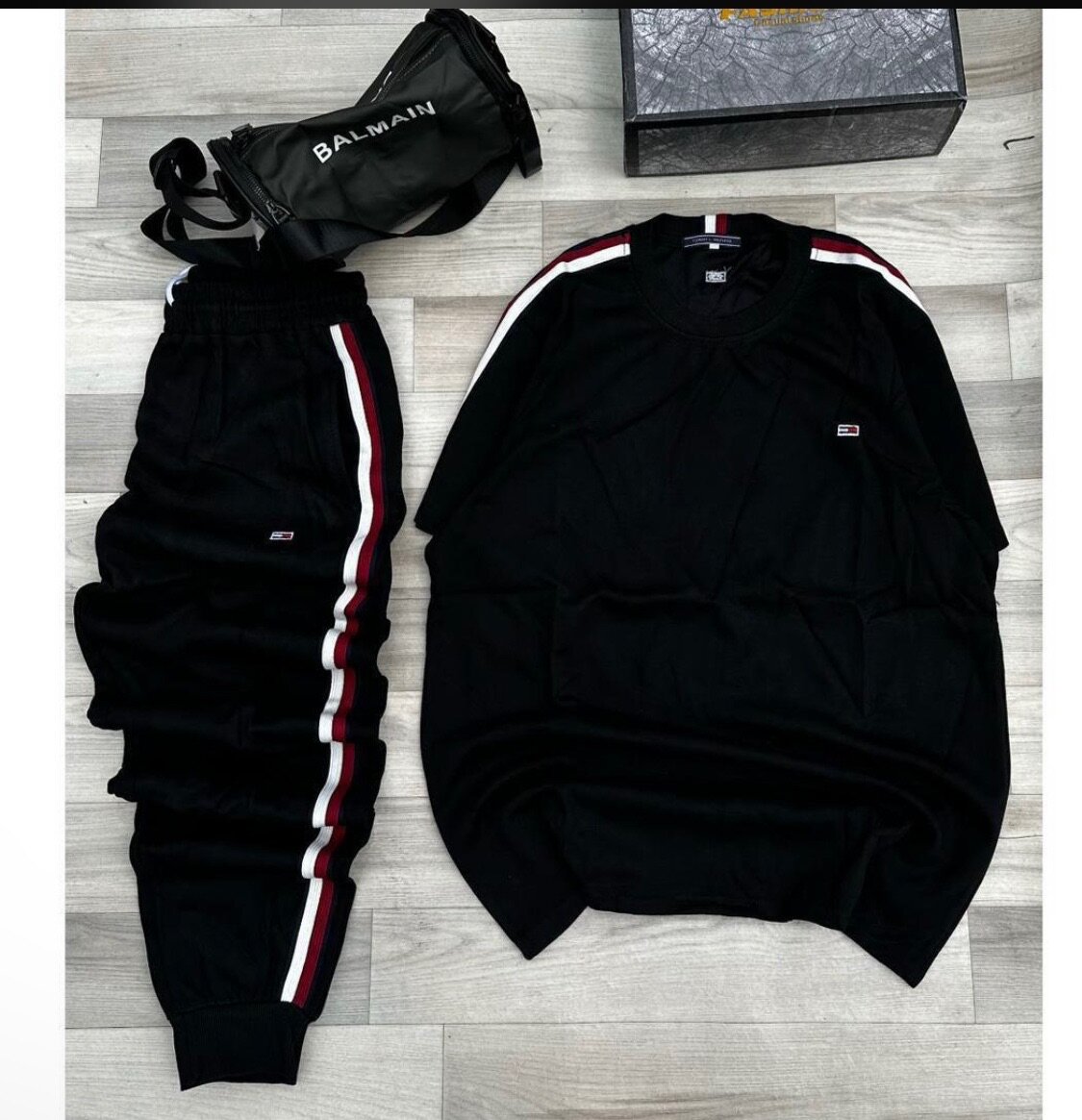 Ensemble de jogging tendance