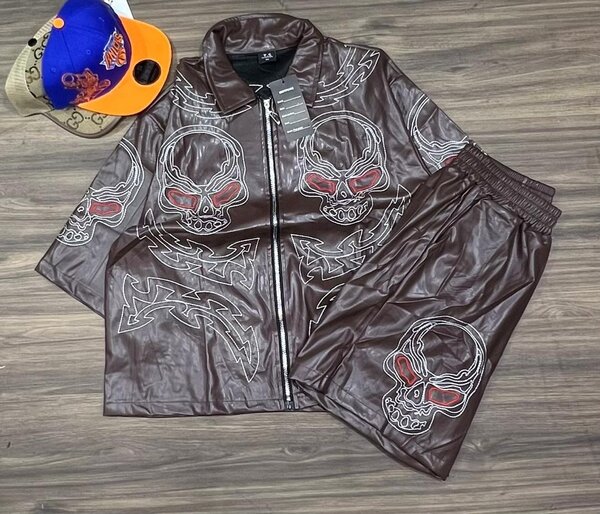 Streetwear tracksuit