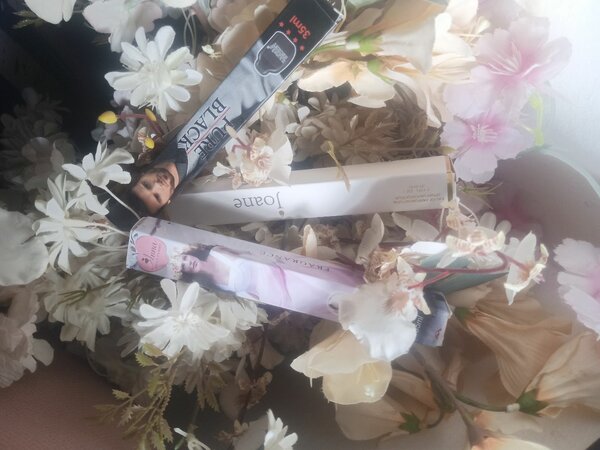 Parfums Pure Black & Anna Joane