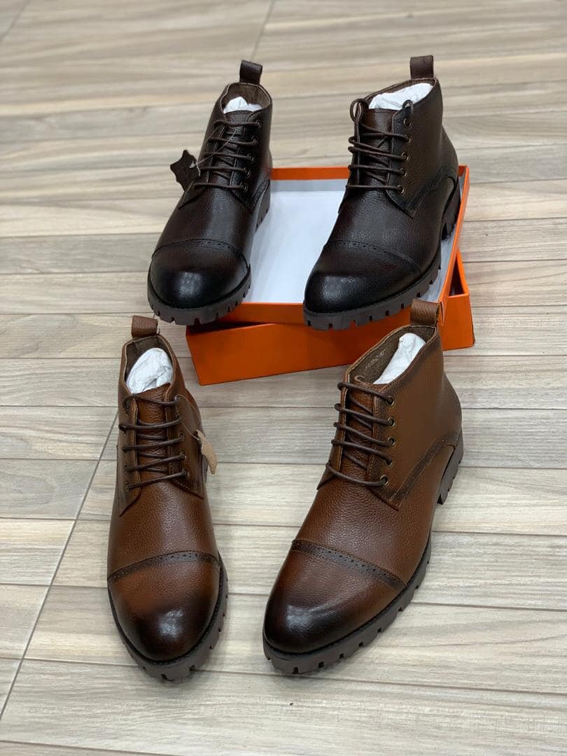 Boots for men, color brown