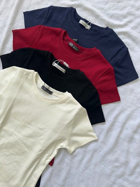 skims футболка с отличном качестве