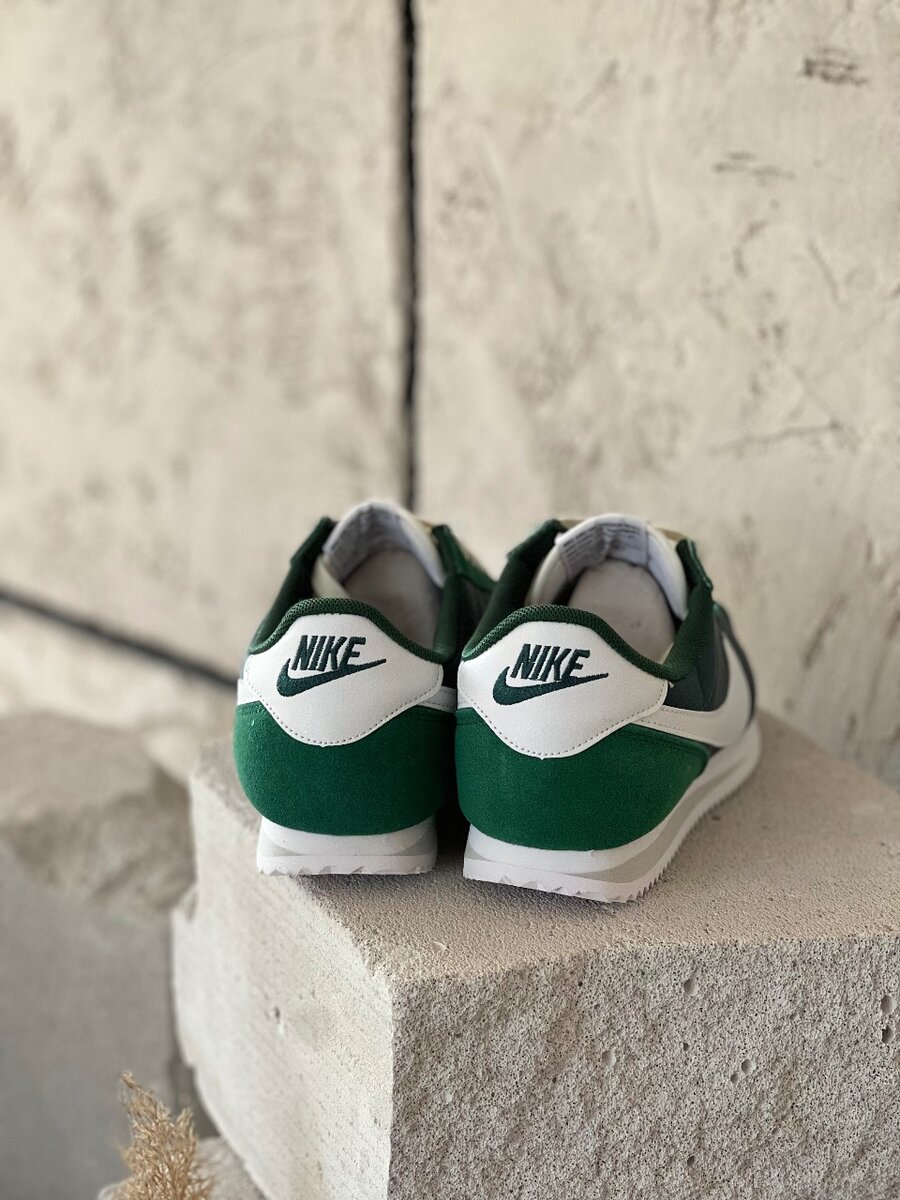 Nike Cortez
