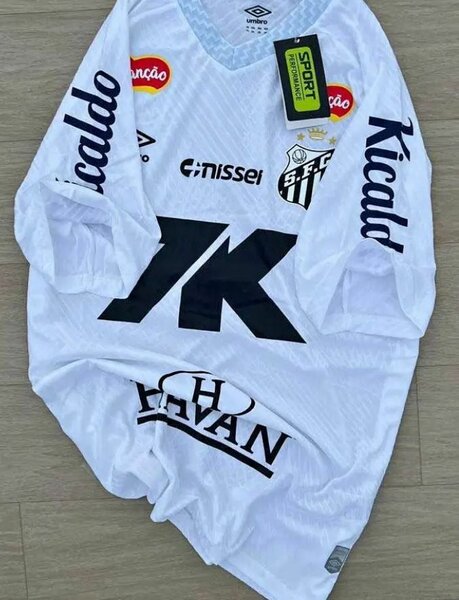 Maillot de football blanc