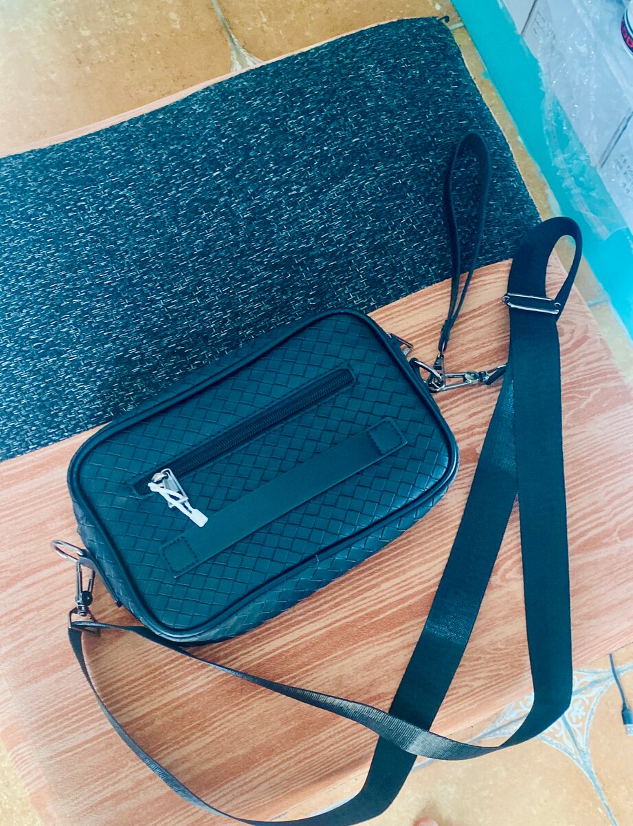 Sac bandoulière en cuir tressé