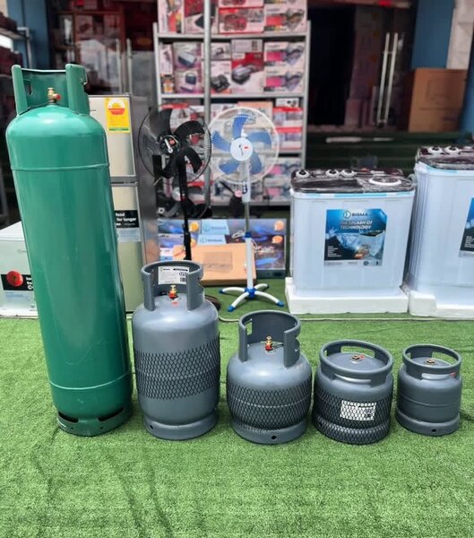 Gas Cylinder And Stove